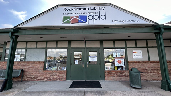 Front Entrance at Rockrimmon Library